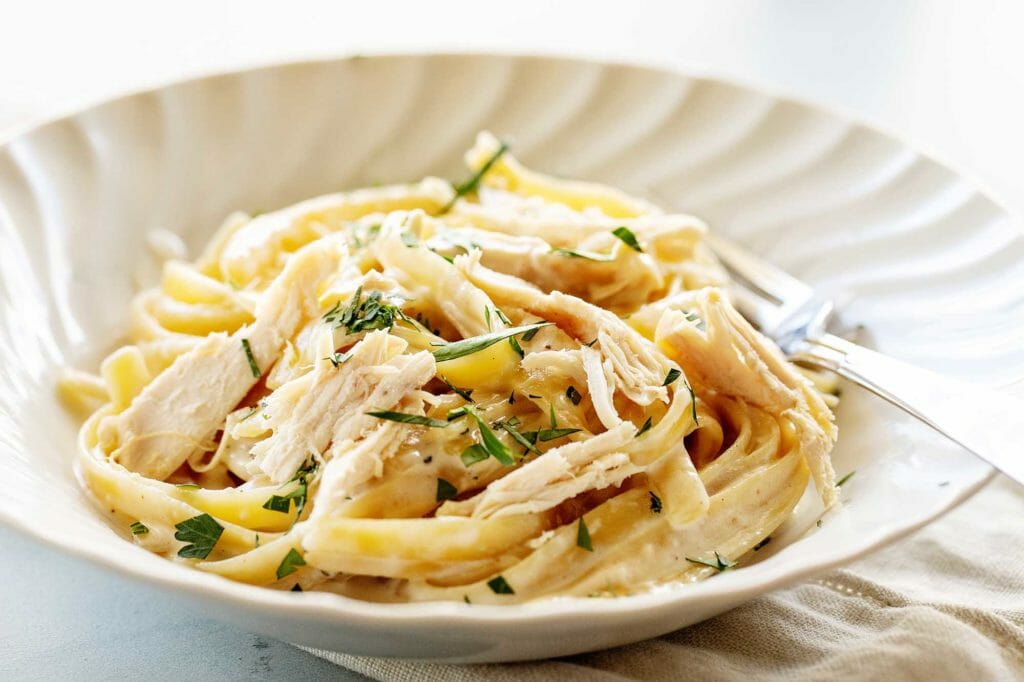 Healthy Living Recipes | Rotisserie Chicken Alfredo | Healthy Living